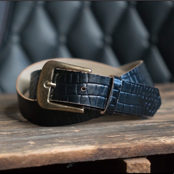 Vintage Leather Alligator Belt - Picture 3 of 3